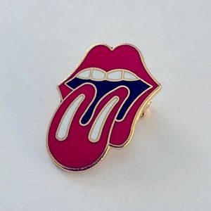 ❗5 For $2️⃣5️⃣ Bundle Sale❗️Lips and Tongue Enameled Brass Pin